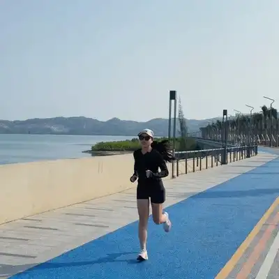 郝宏